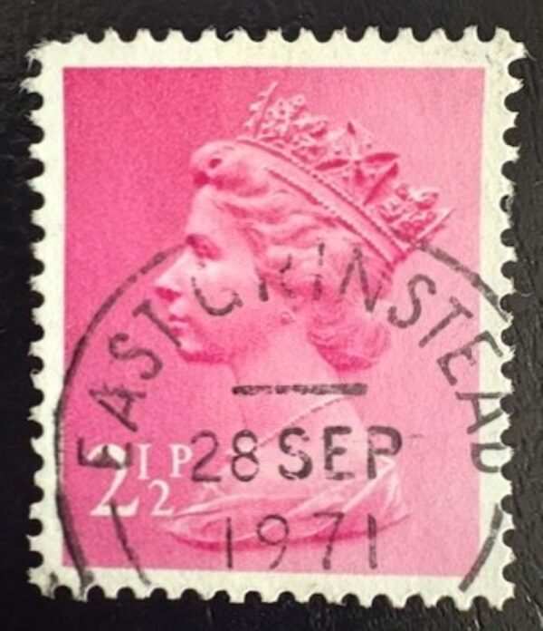 QEII 2½d machin definitive with fine 1971 East Grinstead cds