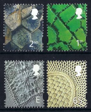 QEII 6.3.2001 N. Ireland definitive set – unmounted mint