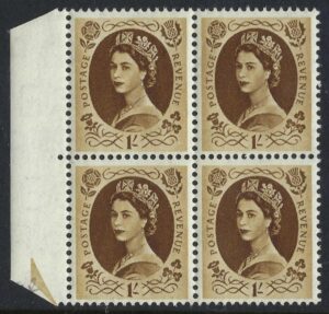 QEII St Edward`s Crown sg554 1s bistre-brown block – unmounted mint